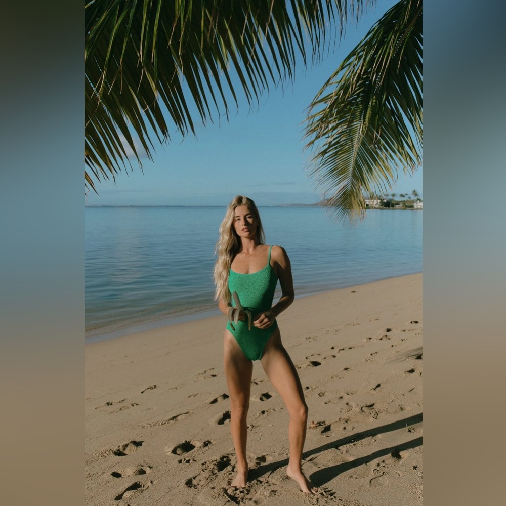 Hunza G Women's Pamela Swimsuit in
Emerald Green .